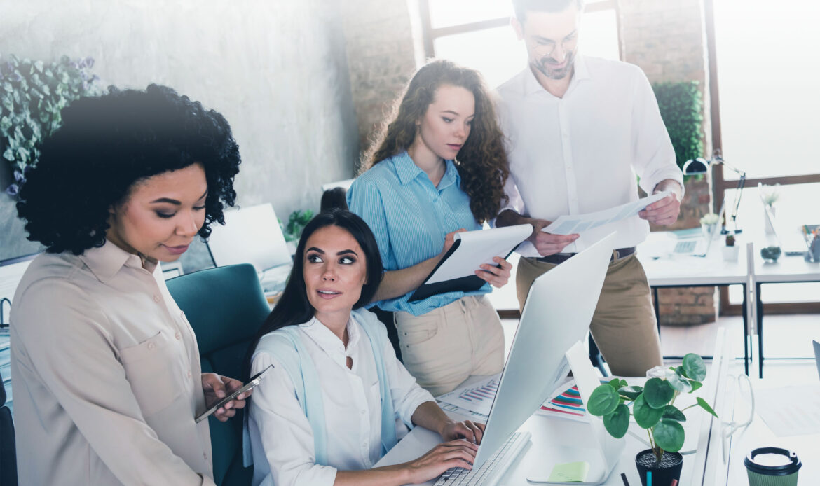 HR strategy and business planning discussion in modern workplace